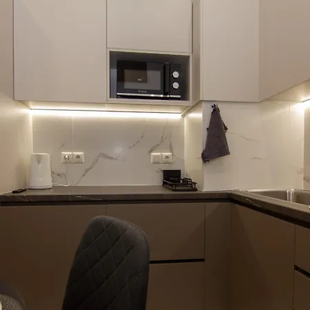 Comfy 2 Bedroom In Exarchia Athens